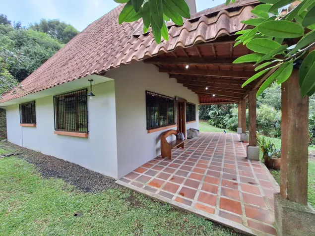 Propiedad Agro - Ecológica San Isidro, Heredia. en Concepción, San Isidro, Heredia — $1,500 - Foto 2 de 36