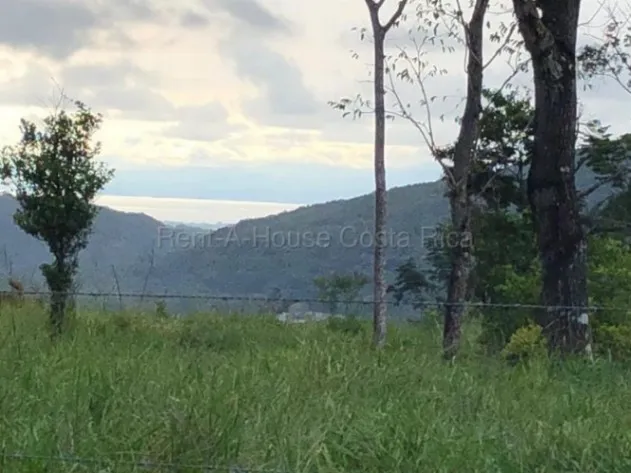 Venta de Lote en San Jerónimo de Esparza. RAH 27-133  en Puntarenas — $1,253,137 - Foto 3 de 8