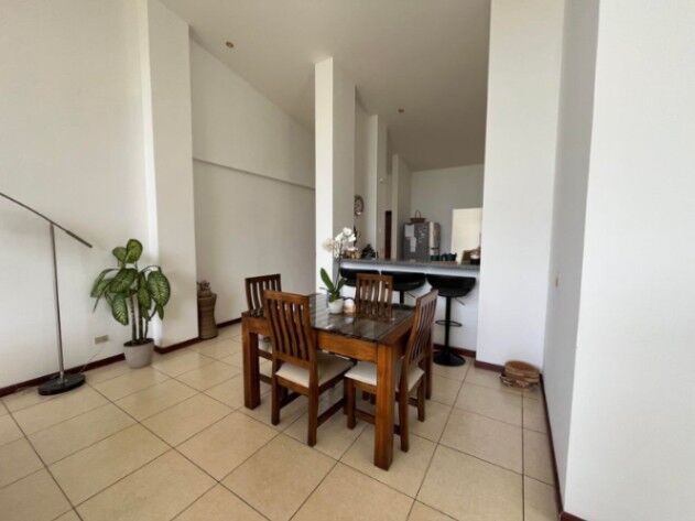 APARTAMENTO EN VENTA EN SANTA ANA en Santa Ana, San José — $230,000