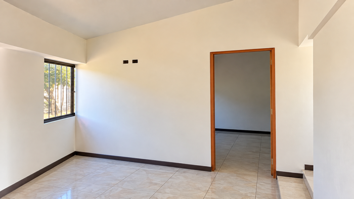 Casa En Venta En Colón De Mora, San José en Colón, Mora, San José — ₡ 51 500 000 - Foto 2 de 10