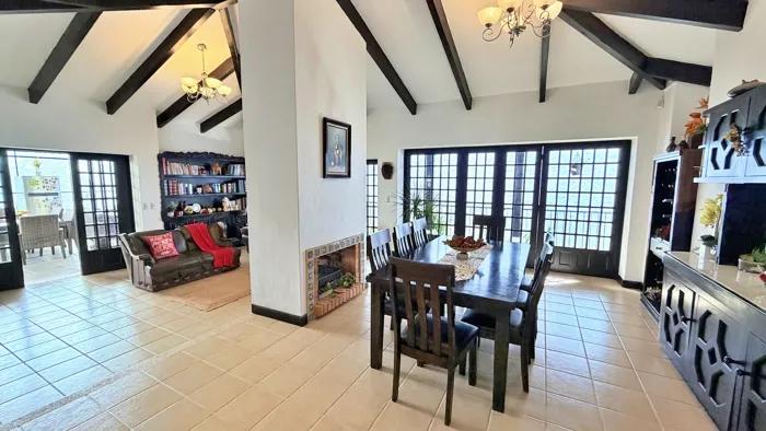 Venta casa c/amplias áreas verdes y uso mixto, Santo Domingo. (FE) en Santo Domingo, Heredia — $635,000 - Foto 3 de 20