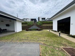 ESTRENE CASA DE LUJO EN CONDOMINIO TERUMA, MORAVIA.m en San Vicente, Moravia, San José — 175 000 000 ₡ - Foto 4 de 22