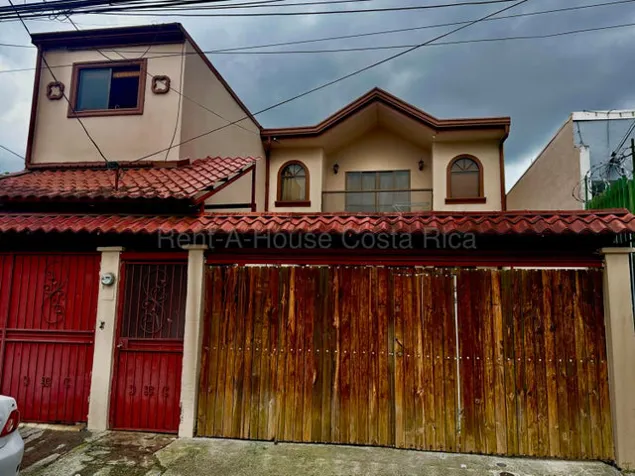 Property for Sale in Curridabat, Residencial Hacienda Vieja-Independent Spaces. RAH 27-1066 in Curridabat, San José — ₡ 150 000 000
