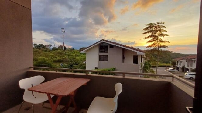 Venta de Casa en Montes de Oca, San José. RAH 26-1112 PRECIO REBAJADO in Sabanilla, Montes De Oca, San José — $3,699,000