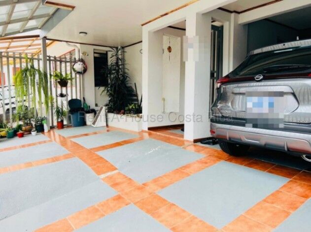 Alquiler de Casa en Sabanilla de Montes de Oca. RAH 26-2176 in Sabanilla, Montes De Oca, San José — ₡ 800