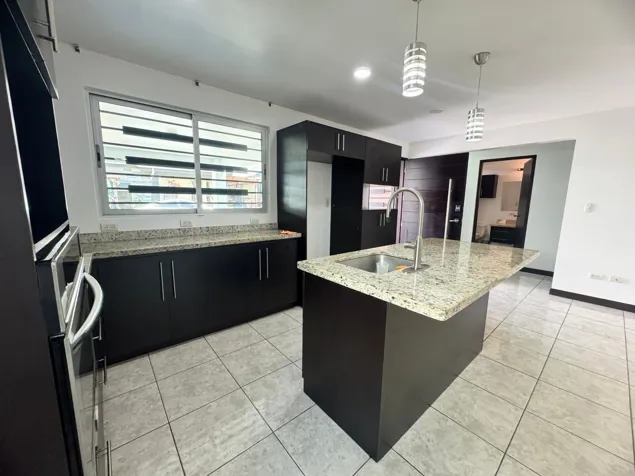 House for Sale in Grecia in Grecia, Alajuela — ₡ 98 750 000 - Photo 2 of 19