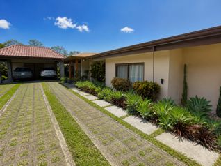 Casa de Una Planta en Venta en Piedades de Santa Ana, con Terreno in Piedades, Santa Ana, San José — $733,000 - Photo 3 of 22