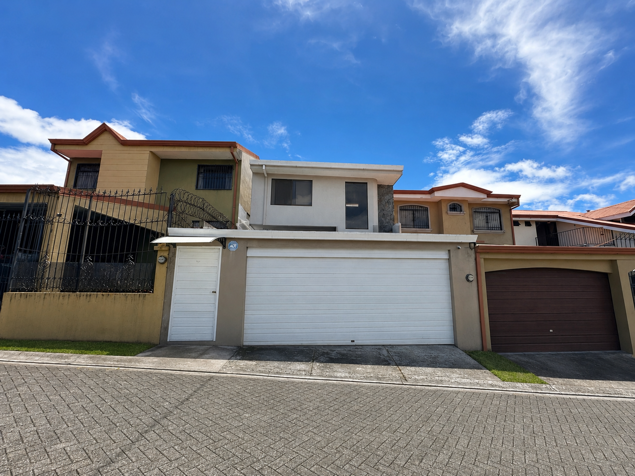 Independent House in Barva de Heredia in Barva, Heredia — ₡ 105 000 000