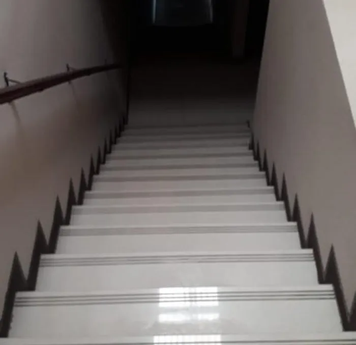 Se venden 2 apartamentos y 2 locales en Heredia Centro 23-1501 en Heredia — ₡ 180 000 000 - Foto 3 de 21