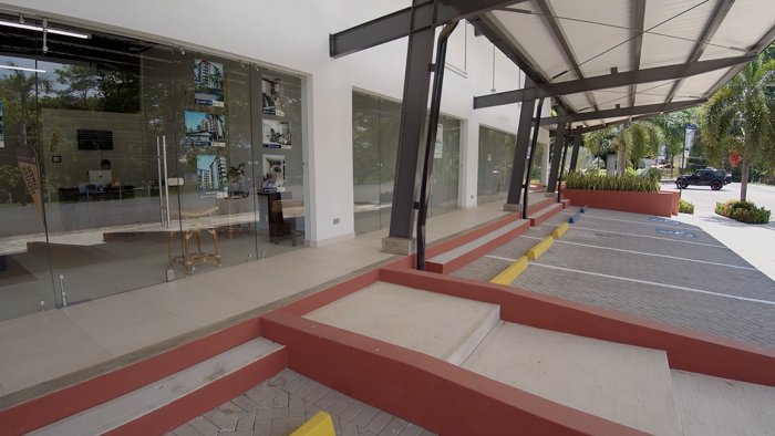 Excelente local comercial en venta en Jacó in Jacó, Garabito, Puntarenas — $199,500