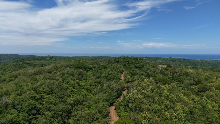 Hermosa Finca Marbella con vista al mar y pozo inscrito in Cuajiniquil, Santa Cruz, Guanacaste — $600,000 - Photo 2 of 11