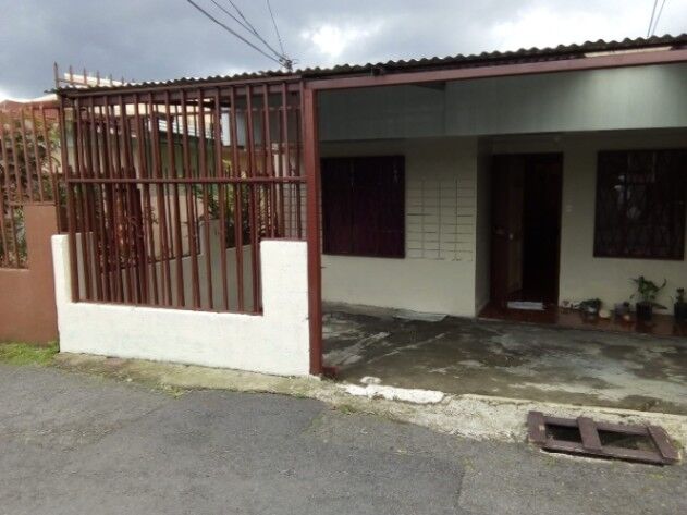 Se vende casa en Dulce Nombre de Coronado en Dulce Nombre, Cartago — ₡ 38 000 000