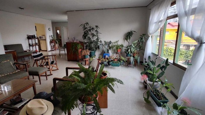 Venta de Edificio Esquinero en Uruca, San José. RAH 27-537 INVERSIÓN in Uruca, San José — $650,000 - Photo 2 of 20