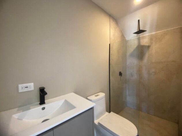 CASA DE PLAYA EN CONDOMINIO EN JACÒ en Jacó, Garabito, Puntarenas — $480,000
