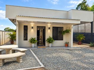 Casa nueva, amueblada y segura en Barrio Sinaí, San Isidro