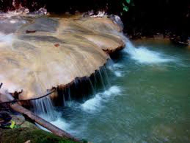 UNIQUE: 26 waterfalls, 50 Swimming Holes and Caverns in Just One in Golfito, Puntarenas — $800,000 - Photo 3 of 24