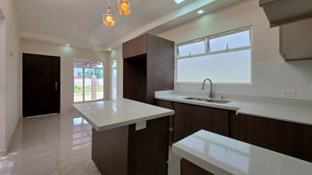 Brand-New Home for Sale in Condominio Corteza, Grecia en Grecia, Alajuela — 78 500 000 ₡ - Foto 2 de 14