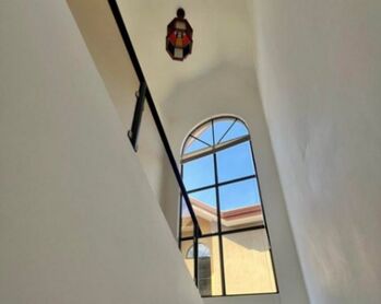 Se vende espaciosa casa de 2 plantas en San Rafael Escazú 26-54 en San Rafael, Escazú, San José — $210,000 - Foto 4 de 21