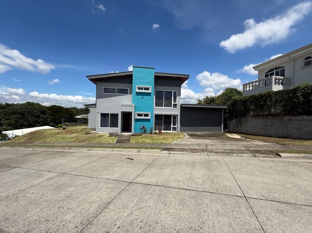 Alquiler/Venta de casa en Condominio Palma Real, Grecia, Alajuela en Grecia, Alajuela — ₡ 800 000 - Foto 2 de 36