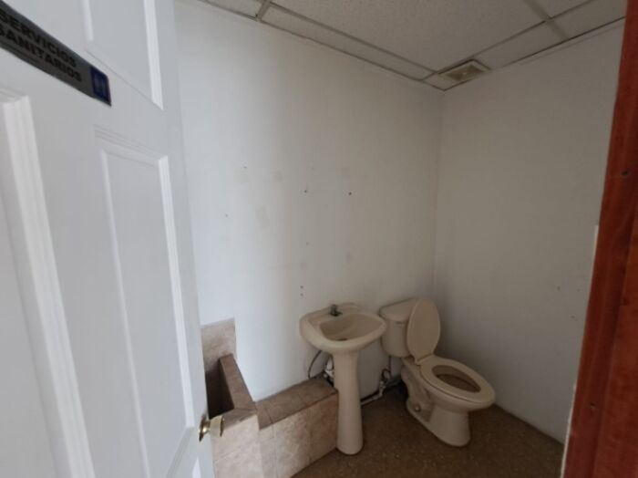 ALQUILER DE LOCAL COMERCIAL, SAN JOSE, SABANA SUR   en Mata Redonda, San José — ₡ 448 445