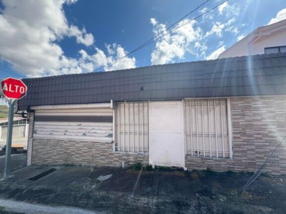 Venta de Local Comercial en Mata Redonda, San José / Mls. 26-721 OFC JB in Mata Redonda, San José — $85,000