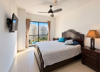 Luxury Ocean-View Condo for Long-Term Rent | Jacó Bay Premium Towers in Jacó, Garabito, Puntarenas — $2,500 - Photo 4 of 18