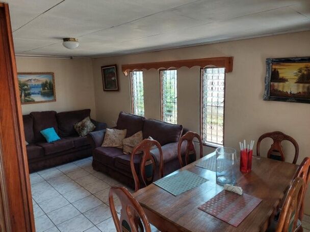 Se vende espaciosa casa en San Pablo de Barva 23-253 en San Pablo, Barva, Heredia — ₡ 160 000 000