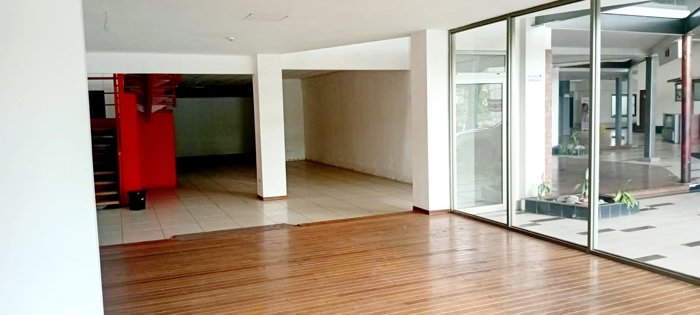 ALQUILER DE LOCAL COMERCIAL, SAN JOSÉ, SAN PEDRO, BARRIO DENT in San Pedro, Montes De Oca, San José — $3,632