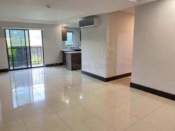 Venta de  Hermoso Apartamento de 3  Habitaciones de 146mt2 en Brasil de Santa Ana 26-1696 in Brasil, Santa Ana, San José — $195,000