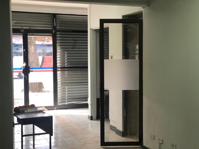 Alquiler de edificio contiguo a la Purdy Motor en San José en Merced, San José — $3,900 - Foto 3 de 7
