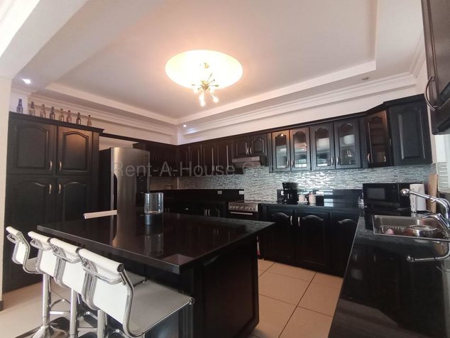 Alquiler de Casa AMUEBLADA en Catedral-San José. RAH 27-319 en Cangrejal, Acosta, San José — $1,500