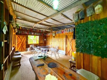 Venta de terreno con cabaña y vista al Volcán Arenal #27-206 GS en La Fortuna, San Carlos, Alajuela — $994,000 - Foto 4 de 9