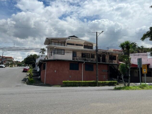 Venta de Cómodos Apartamento en San José / Mls. 26-720 OFC JB en Pavas, San José — $395,000