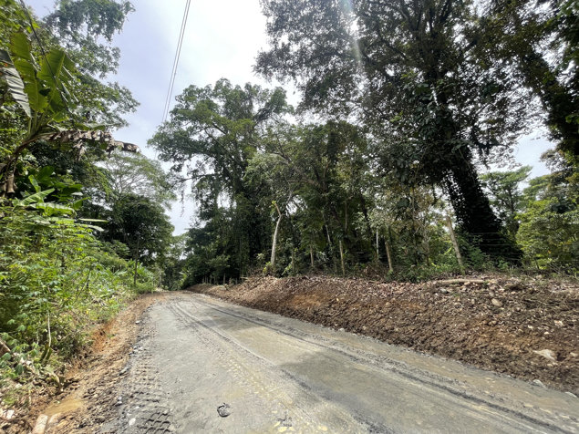 SE VENDE LINDO TERRENO CON RIO COMADRE, CAHUITA, LIMON, COSTA RICA en Cahuita, Talamanca, Limón — $163,850 - Foto 3 de 27