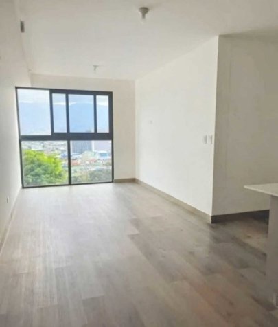 ALQUILO HERMOSO APARTAMENTO CON PARQUEO, EN TORRE SER, ESCALANTE en Carmen, San José — $260,000 - Foto 2 de 28