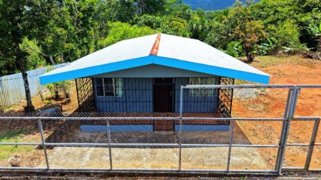 VENTA DE PROPIEDAD DE 1.974 M2 EN SAN PEDRO CENTRO, PEREZ ZELEDON: CASA SEGURA Y NACIENTE NATURAL en San Pedro, Pérez Zeledón, San José — $82,000