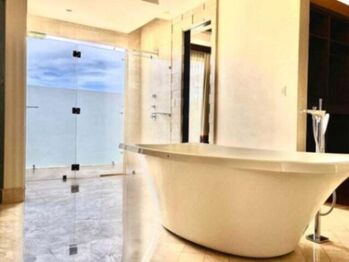 Venta de Lujosa Mansión en Pozos, Santa Ana. RAH 26-1357 en Pozos, Santa Ana, San José — $3,000,000 - Foto 4 de 20