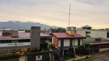 Venta de Apartamento en TORRE IFRESES-Granadilla de Curridabat. RAH 27-175 en Granadilla, Curridabat, San José — $108,000 - Foto 5 de 8