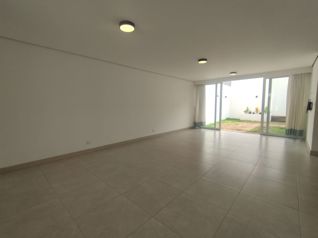 Se Vende / Alquila Casa Condominio 310 Guachipelín, Cod GU 1491 en San Rafael, Escazú, San José — $390,000 - Foto 4 de 60