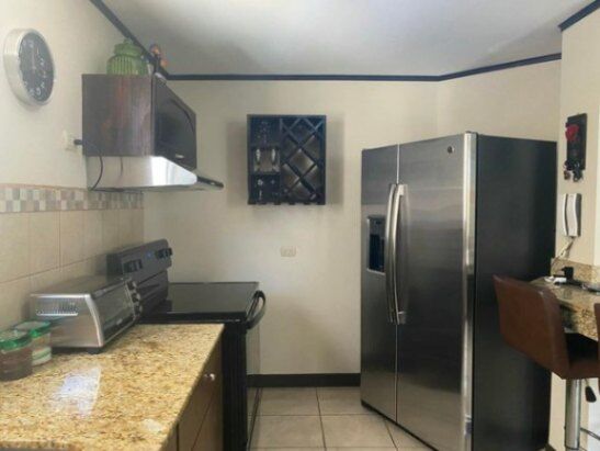 Venta de Casa en Pozos de Santa Ana. RAH 26-1072 PRECIO REBAJADO in Pozos, Santa Ana, San José — ₡ 106 000 000