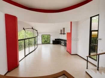 Alquiler de LUJOSA Casa en Altos de Carrizal, Escazú. RAH 27-142 en Escazú, San José — $3,000 - Foto 5 de 13