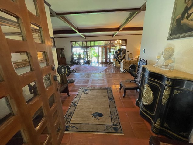 Santa Ana Piedades casa de una planta con 10.763m2 in Piedades, Santa Ana, San José — $1,650,000 - Photo 2 of 49