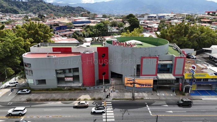 Venta de Excelente Edificio Comercial en Curridabat / Mls. 26-1612 OFC JB in Curridabat, San José — $4,900,000
