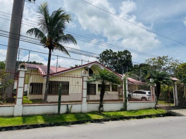 ALQUILO PROPIEDAD EN RÍO ORO-SANTA ANA. en Santa Ana, San José — $2,700