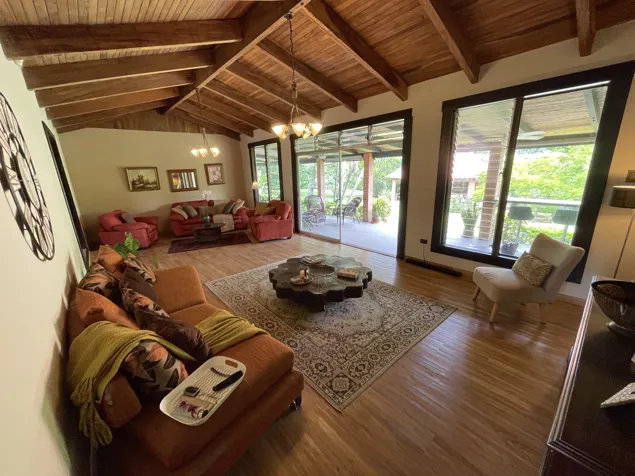 Single-storey house for sale in Santa Ana in Santa Ana, San José — $1,250,000