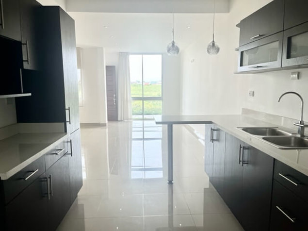 Encantador apartamento en El Carmen de Guadalupe en Sabanilla, Montes De Oca, San José — ₡ 68 580 000 - Foto 3 de 18