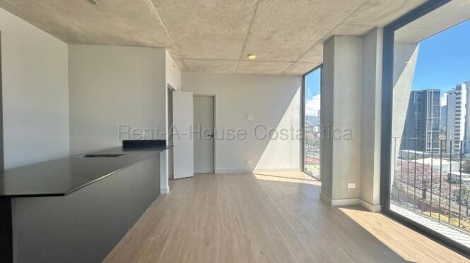 Se vende apartamento en Rohrmoser San José 26-1409 en Pavas, San José — $255,000