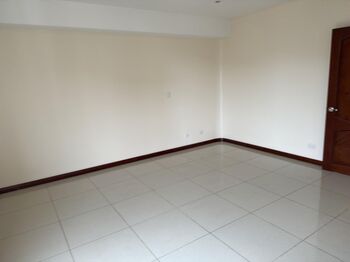 Apartamento Alquiler in San Rafael, Escazú, San José — $2,400 - Photo 4 of 27