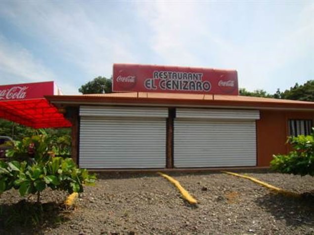 Restaurante o local commercial se vende junto a la 27 Atenas en Atenas, Alajuela — $300,000