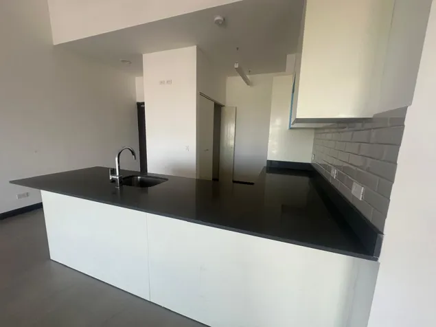 VENTA DE APARTAMENTO NUEVO, SANTA ANA, POZOS, CONDOMINIO URBAN FLATS en Pozos, Santa Ana, San José — $255,000 - Foto 3 de 21